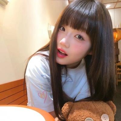 杜鹃花飞